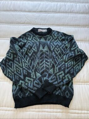 Vintage Patterned Crewneck Sweater in Teal and Black